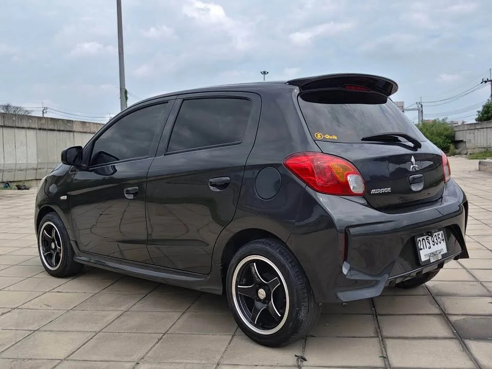 2013 Mitsubishi Mirage VI 2
