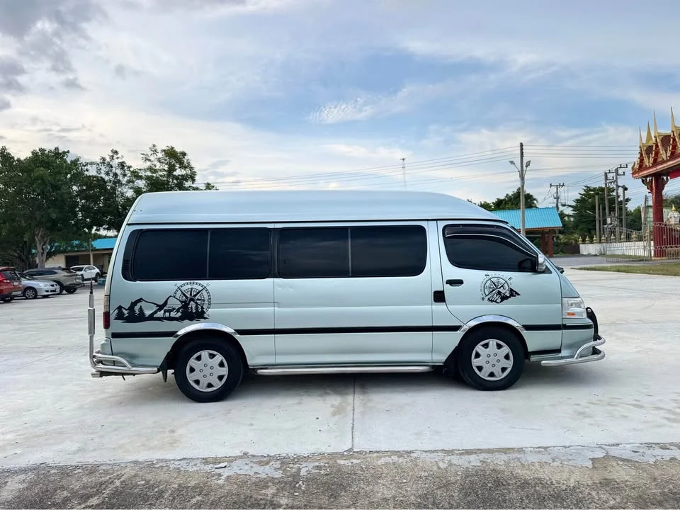 2001 Toyota Commuter IV (H100) 3
