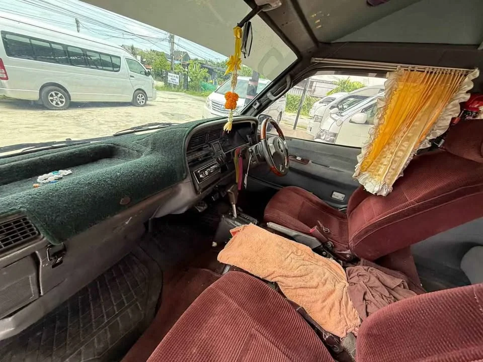 1998 Toyota Commuter IV (H100) 3