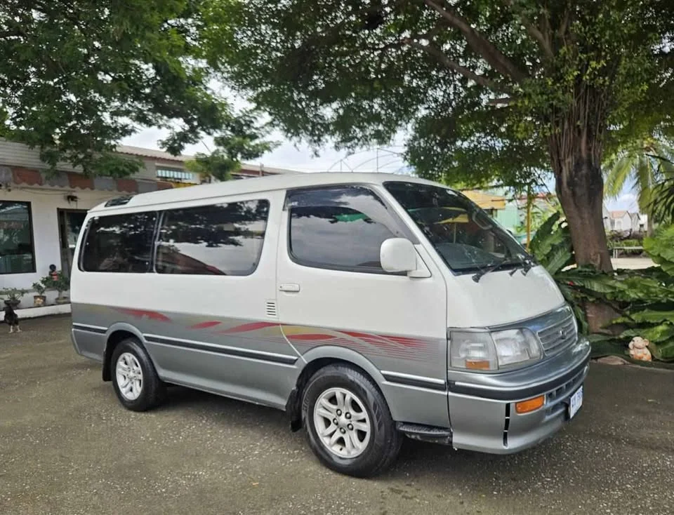 1995 Toyota Commuter IV (H100) 2