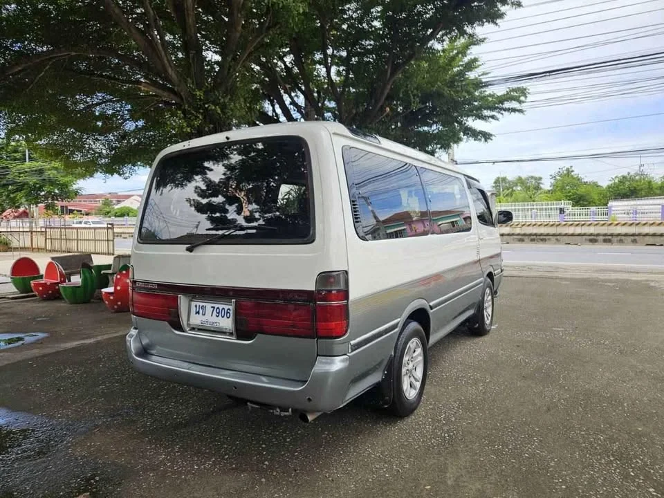 1995 Toyota Commuter IV (H100) 3