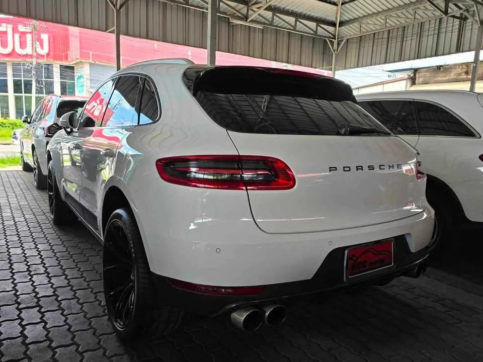 2017 Porsche Macan I 2