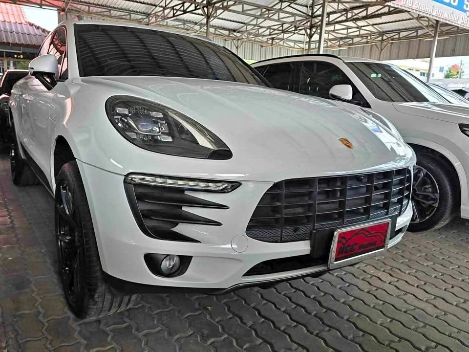 2017 Porsche Macan I 3
