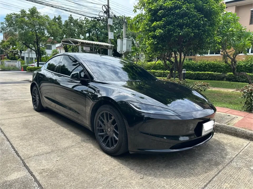 2024 Tesla Model 3 2