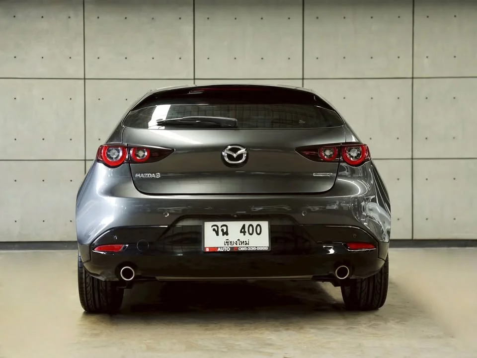 2023 Mazda 3 IV 2