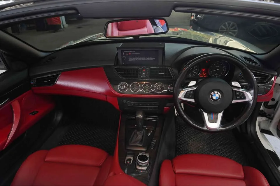 2011 BMW Z4 E89 2