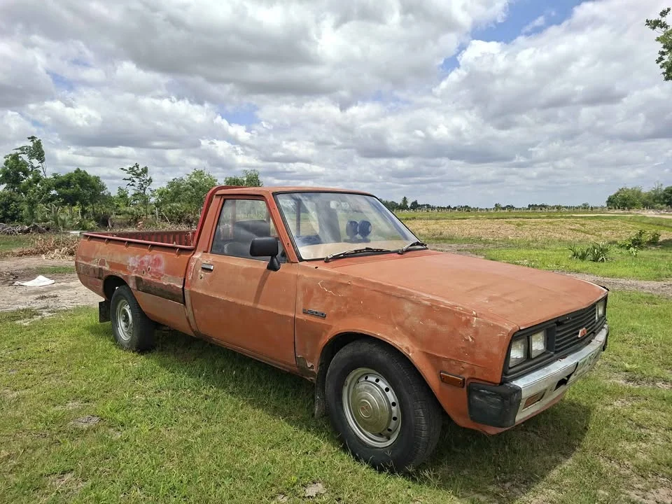 1983 Mitsubishi Triton I  2