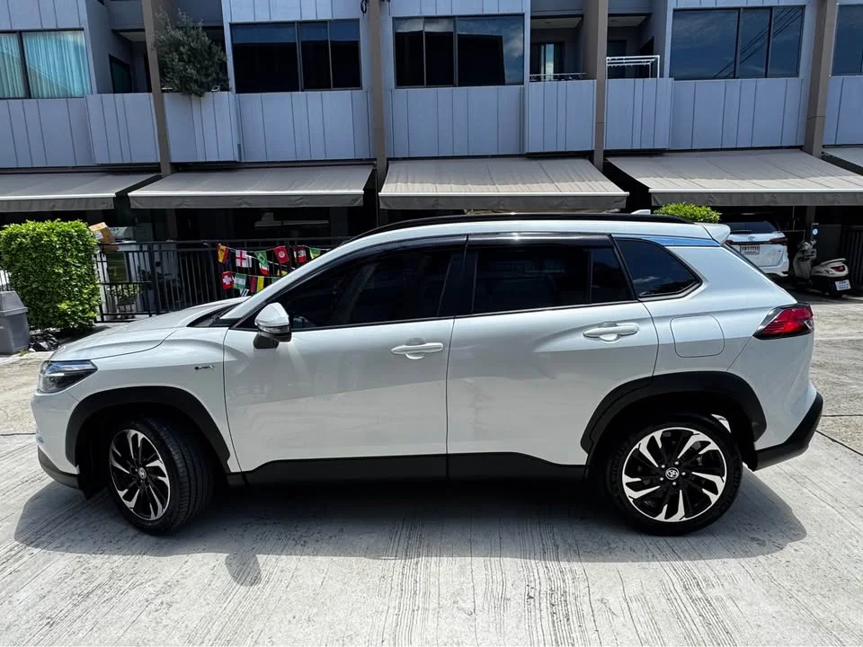 2024 Toyota Corolla Cross XG10 2
