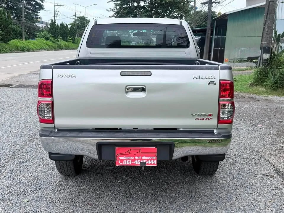 2014 Toyota Hilux VII 3