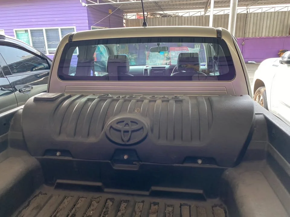 2013 Toyota Hilux VII 3