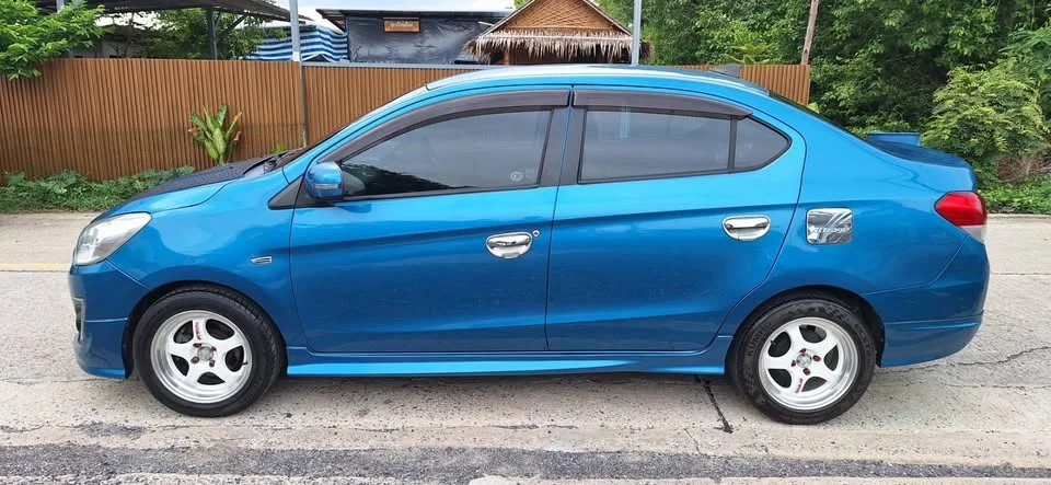 2013 Mitsubishi Attrage VI 2