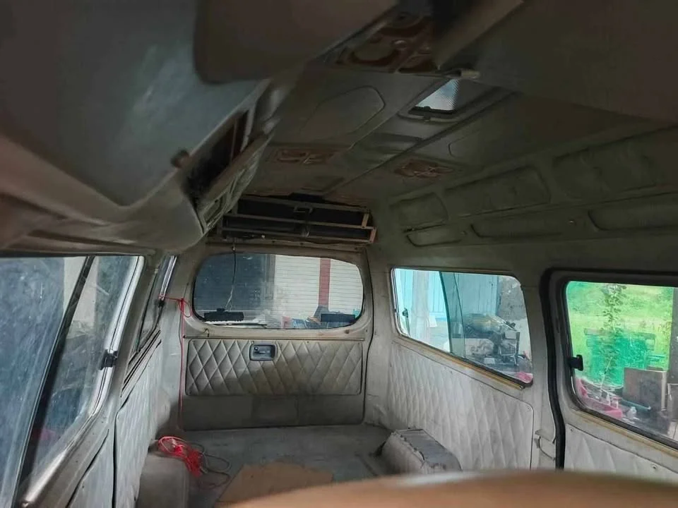 2004 Nissan Urvan V (E25) 2