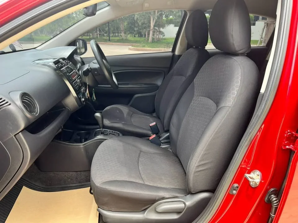 2012 Mitsubishi Mirage VI 2