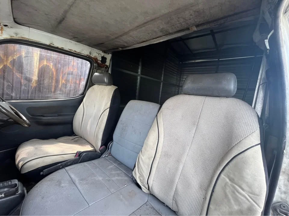 1991 Toyota Commuter IV (H100) 2