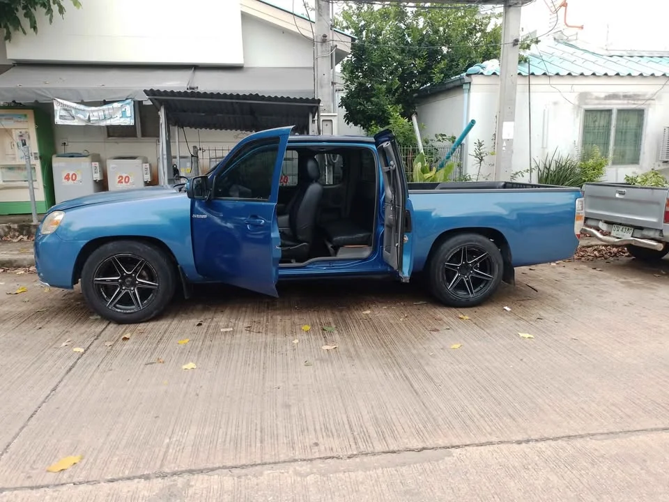 2011 Mazda BT-Series I 3