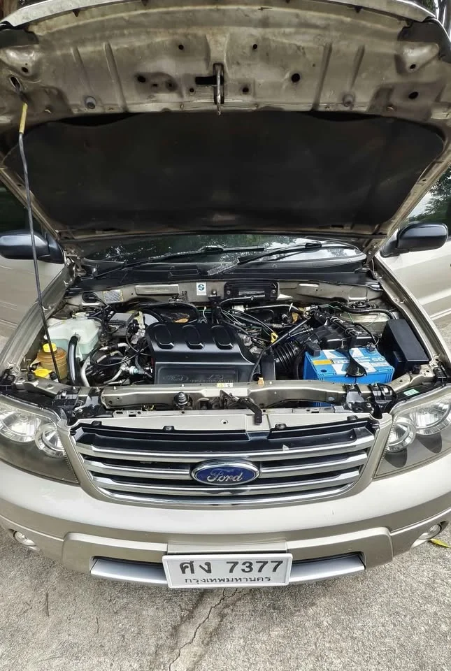 2004 Ford Escape I 2