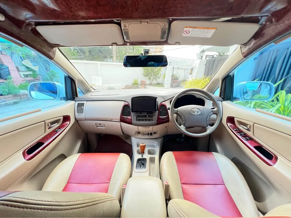 2005 Toyota Innova I 3