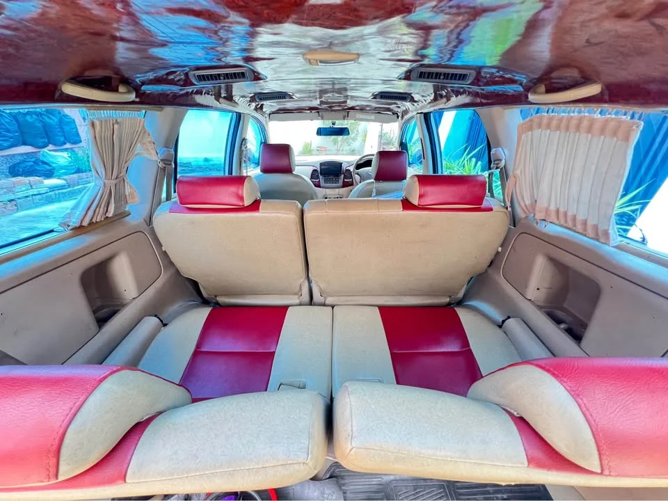 2005 Toyota Innova I 2