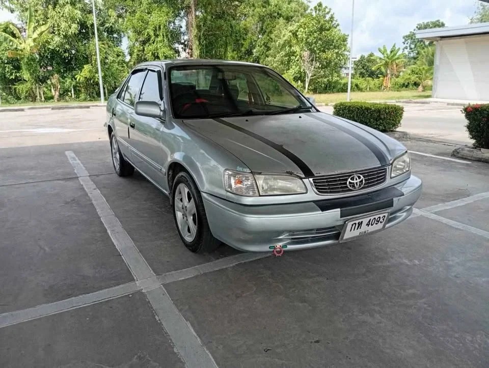 2000 Toyota Corolla Altis VIII (E110) 3