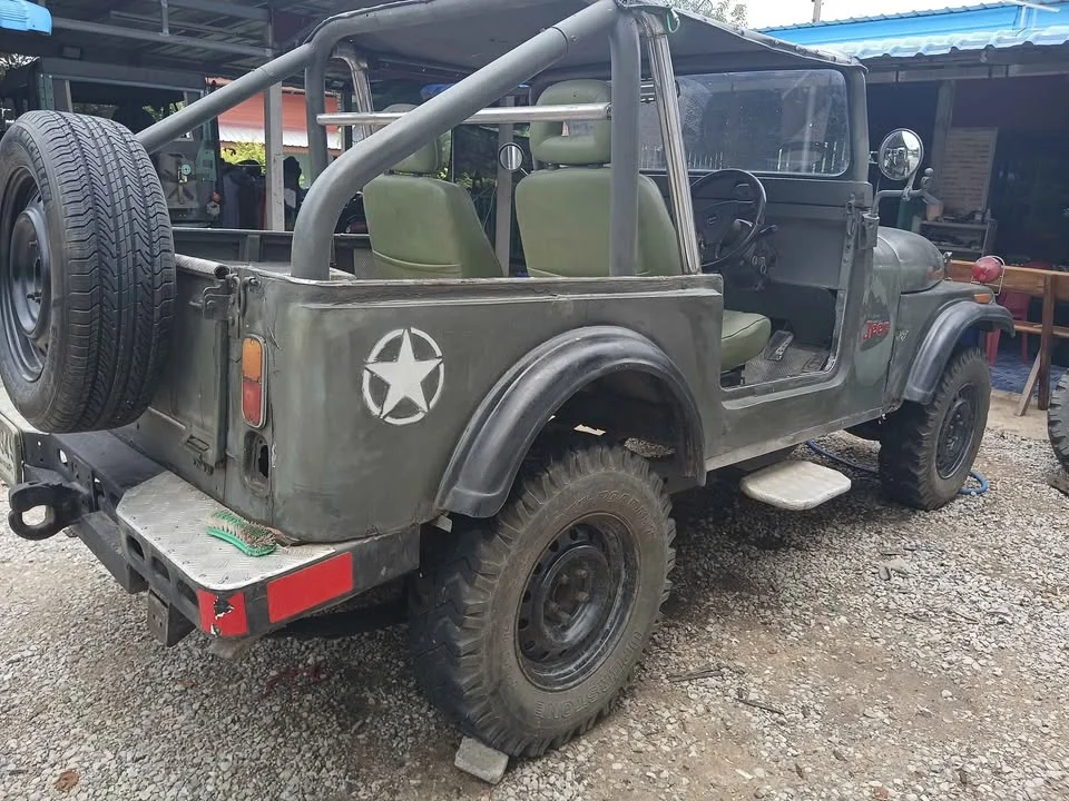 1998 Jeep CJ 1-7 3