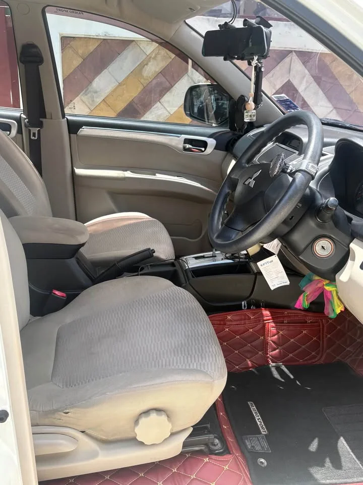 2013 Mitsubishi Pajero Sport II 3