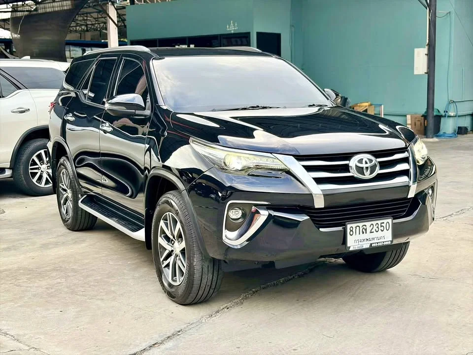 2019 Toyota Fortuner II 3