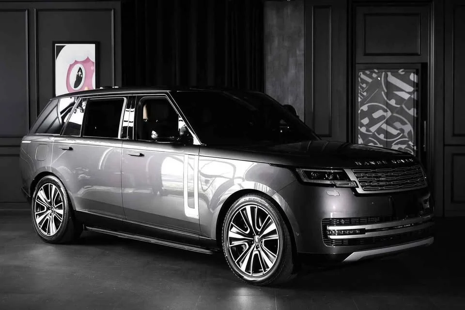 2024 Land Rover Range Rover V 3