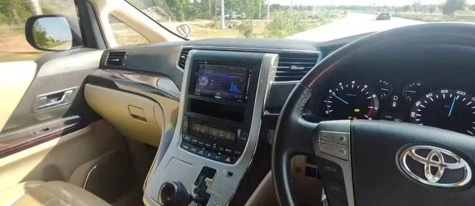 2012 Toyota Alphard, Vellfire II (AH20) 3