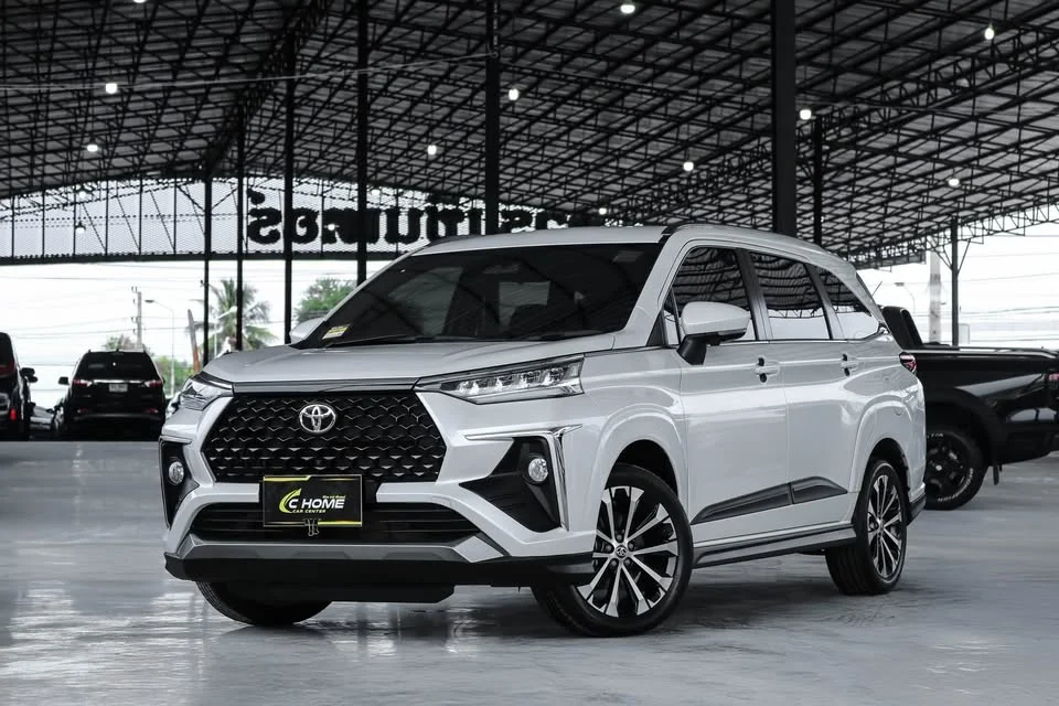 2023 Toyota Veloz III 3