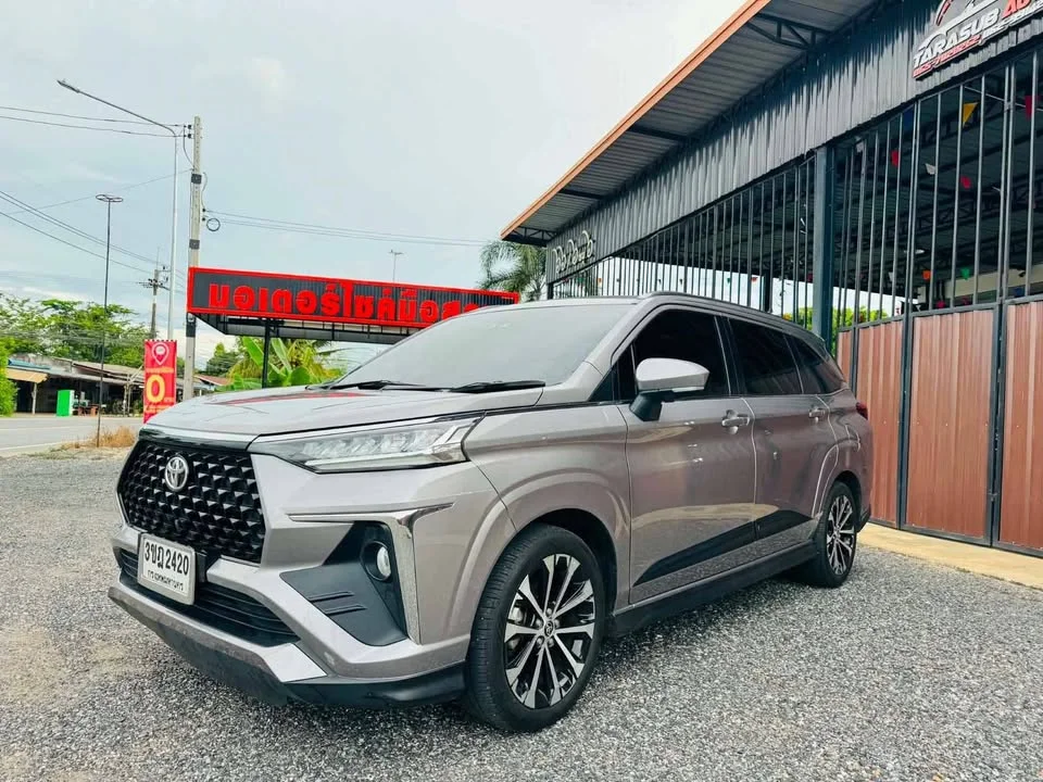2022 Toyota Veloz III 2