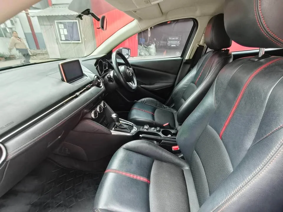 2015 Mazda 2 III 3