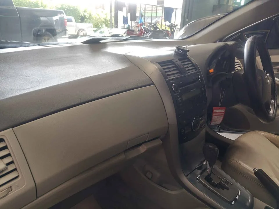 2010 Toyota Corolla Altis X (E140) 2