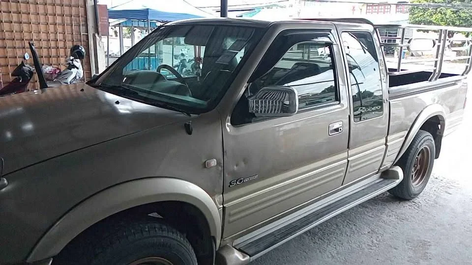 2012 Isuzu Faster Dragon Eyes III 3