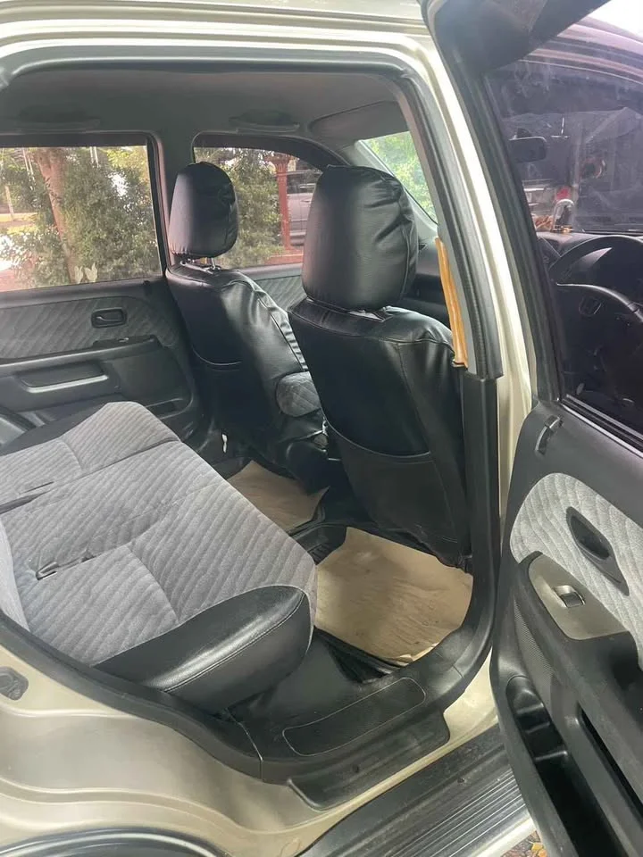 2003 Honda CR-V II 2