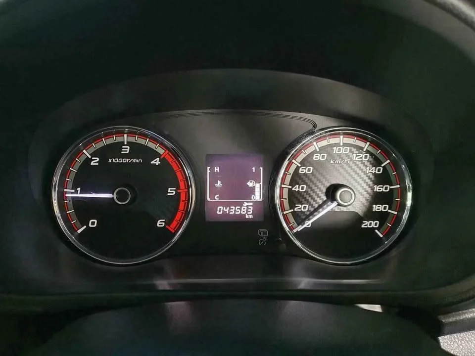 2022 Mitsubishi Triton V 3
