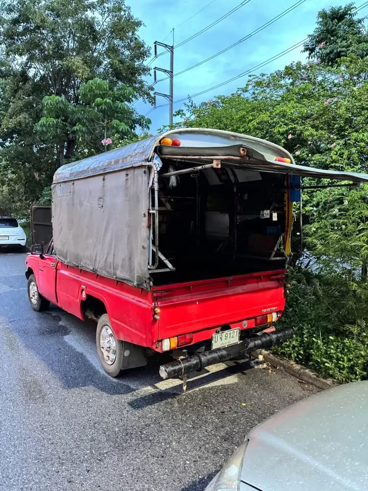 1978 Isuzu Faster Dragon Eyes I 2