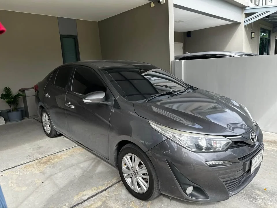 2017 Toyota Yaris ATIV III 3