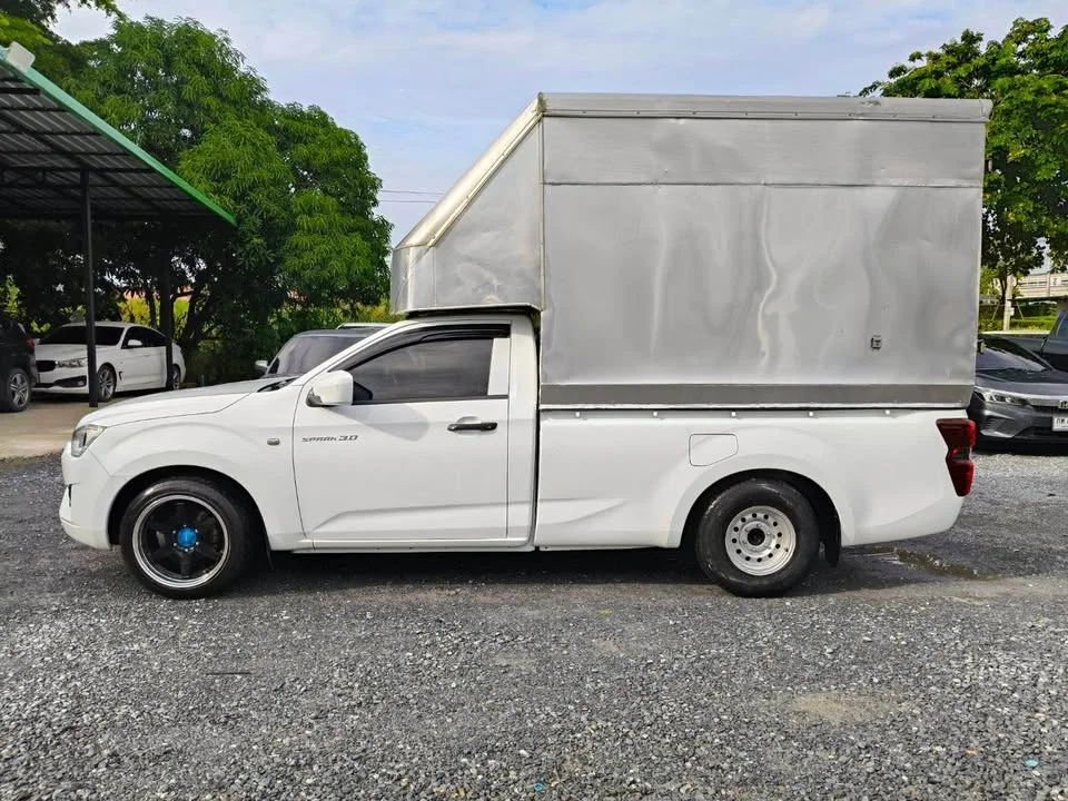 2021 Isuzu D-Max III (RG) 3