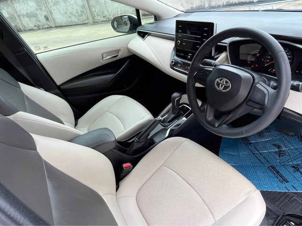 2019 Toyota Corolla Altis XII (E210) 3