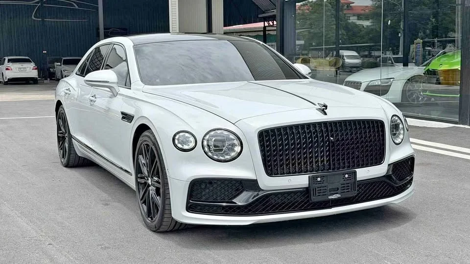 2022 Bentley Flying Spur III 2