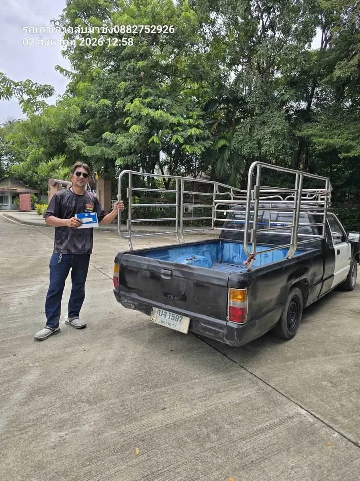 1994 Mitsubishi Triton II 2