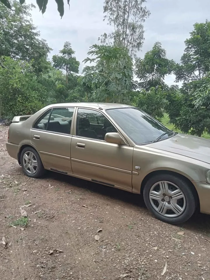 2002 Honda City III 2