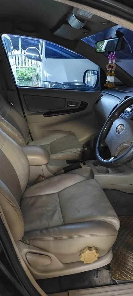2005 Toyota Innova I 3