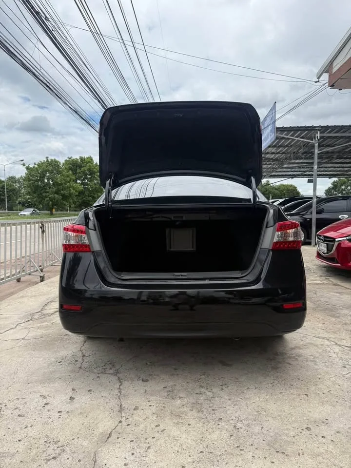 2013 Nissan Sylphy III (B17) 3