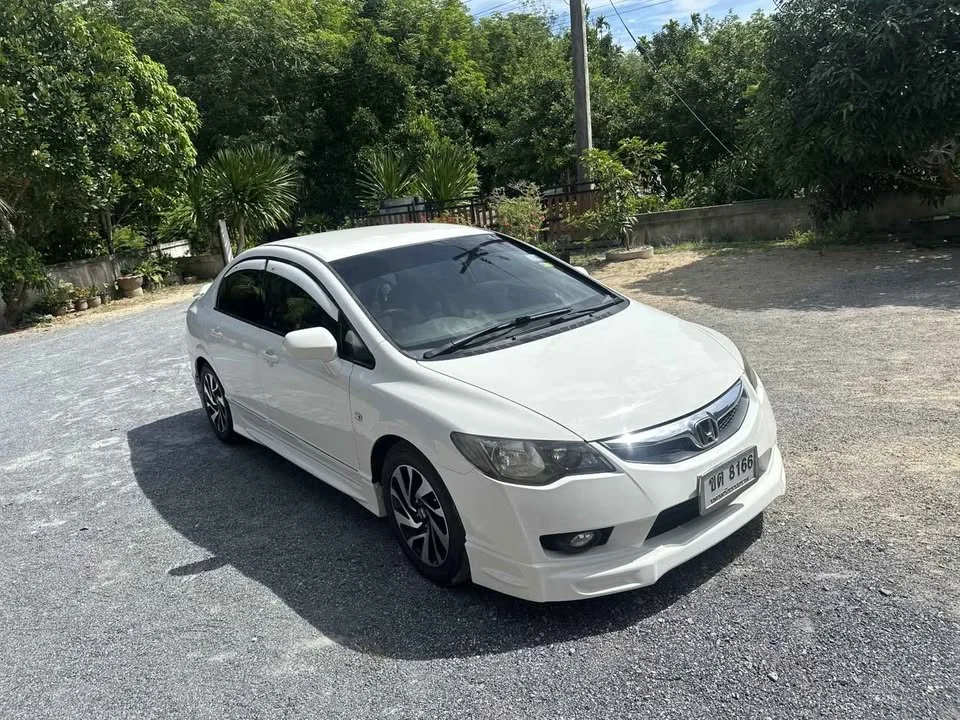 2011 Honda Civic VIII 3