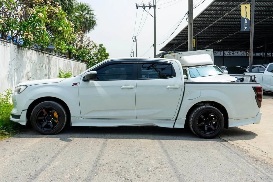 2025 Isuzu D-Max III (RG) 2