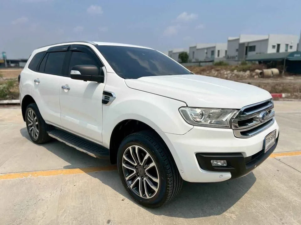 2018 Ford Everest II 2