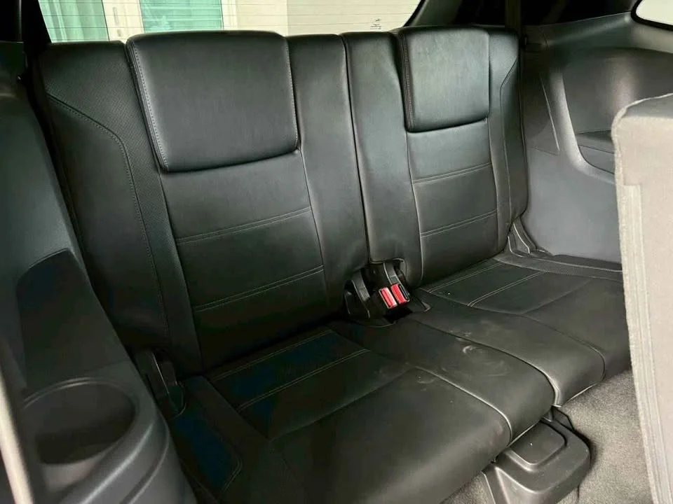 2019 Ford Everest II 2