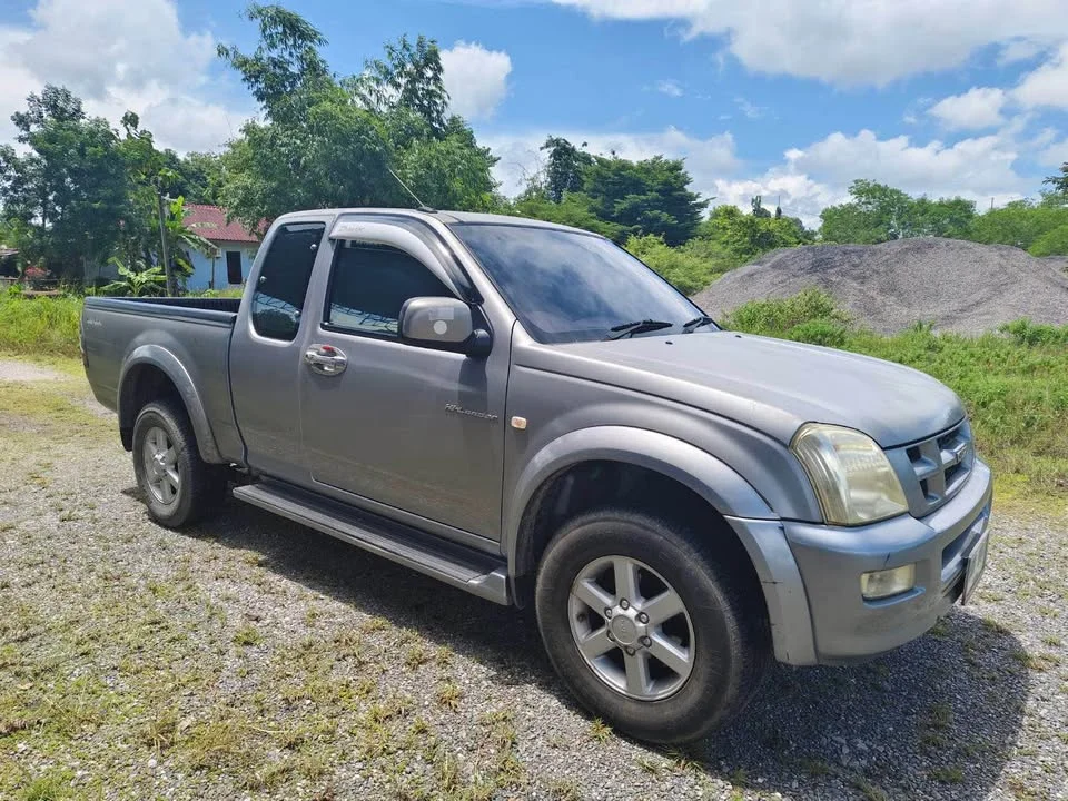 2004 Isuzu D-Max I 2