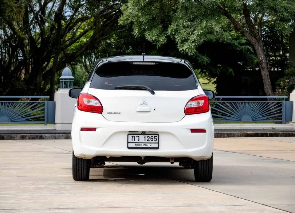 2018 Mitsubishi Mirage VI 3